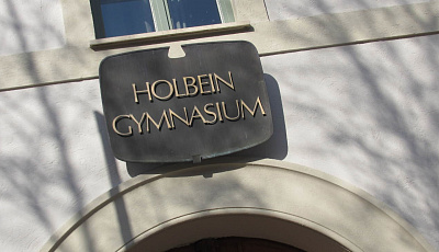 Eingang zum Altbau||||