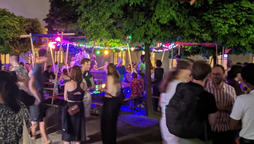 Lichter, Livemusik, Lebensmomente|Das Altbaufest ruft!